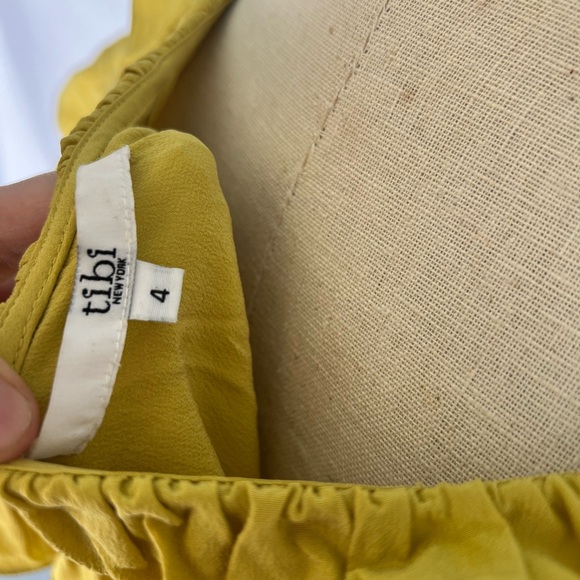 Tibi 100% silk ruffle chartreuse top - Picture 2 of 6